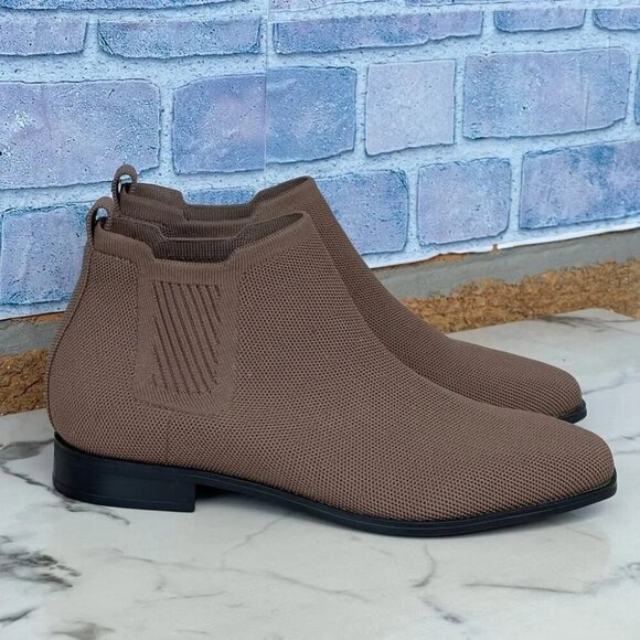 Vivaia Square Toe Water Repellent Ankle Boot size 42/11 - Picture 1 of 13